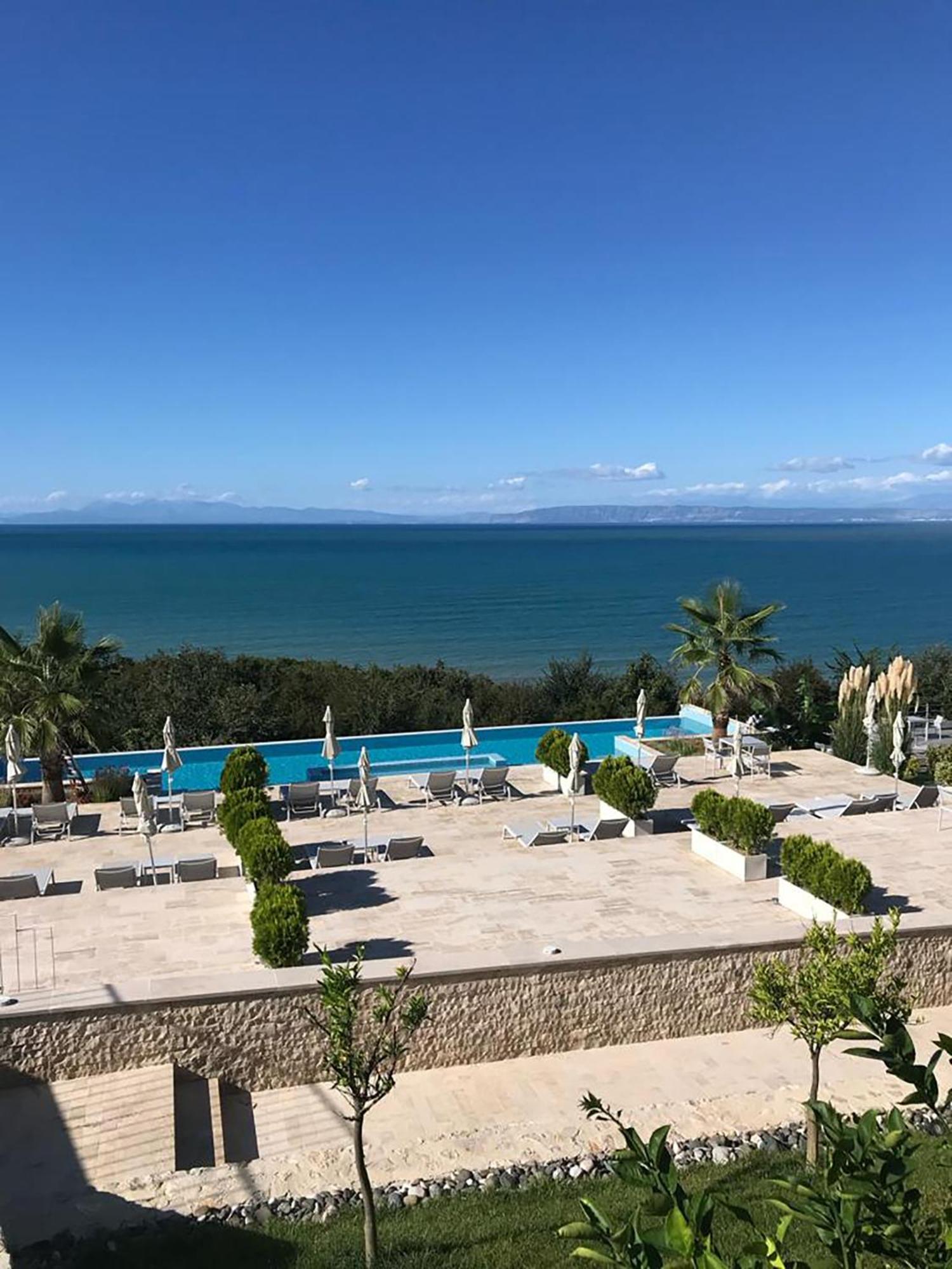 Deluxe Villa Jante Infinity Pool Durrës Extérieur photo